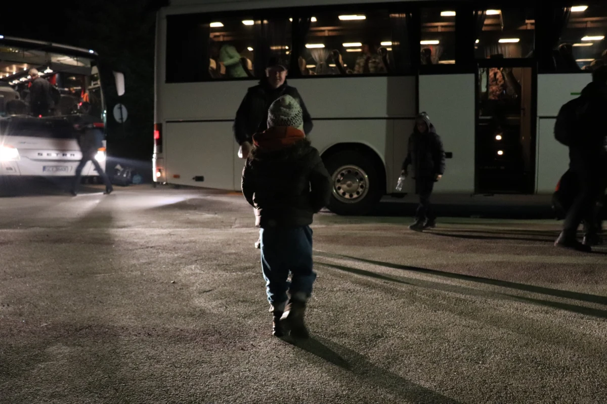 Uciekające przed wojną dzieci z domów dziecka z Doniecka oraz ich opiekunowie przebywają  w Uzdrowisku Ustroń. Docelowo schronienie w ośrodku znajdzie ok. 400 osób.