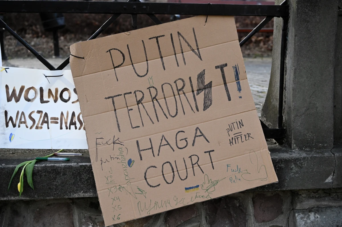 Znany z polskiej ligi trener Oleg Zozulya opowiedział w rozmowie z RMF FM o tym jak wygląda obecnie życie w Zaporożu w południowo-wschodniej Ukrainie. "U nas jeszcze w miarę cisza i spokój. Jesteśmy przygotowani. Będziemy bronić miasta. Każdy pomaga jak może - ja także" – mówi ukraiński szkoleniowiec.