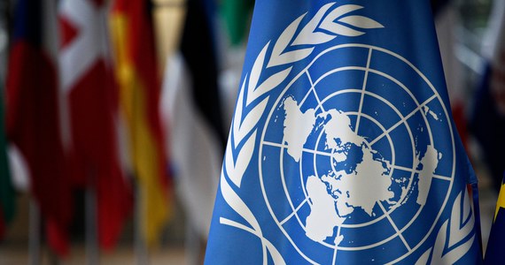 Zgromadzenie Ogólne ONZ przyjęło rezolucję potępiającą Rosję i wzywającą do wycofania jej wojsk z Ukrainy. Za przyjęciem dokumentu głosowało 141 państw, przeciwko 5. Od głosu wstrzymało się 35 krajów.