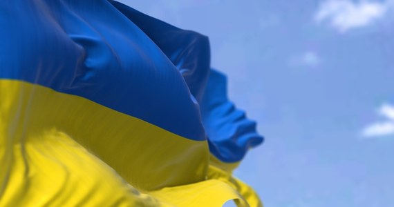 W ramach solidarności z Ukrainą, w obliczu zaostrzenia się ataku Rosji, na gdyńskich ulicach zawiśnie 200 niebiesko-żółtych flag - poinformowano na oficjalnym portalu miasta.

