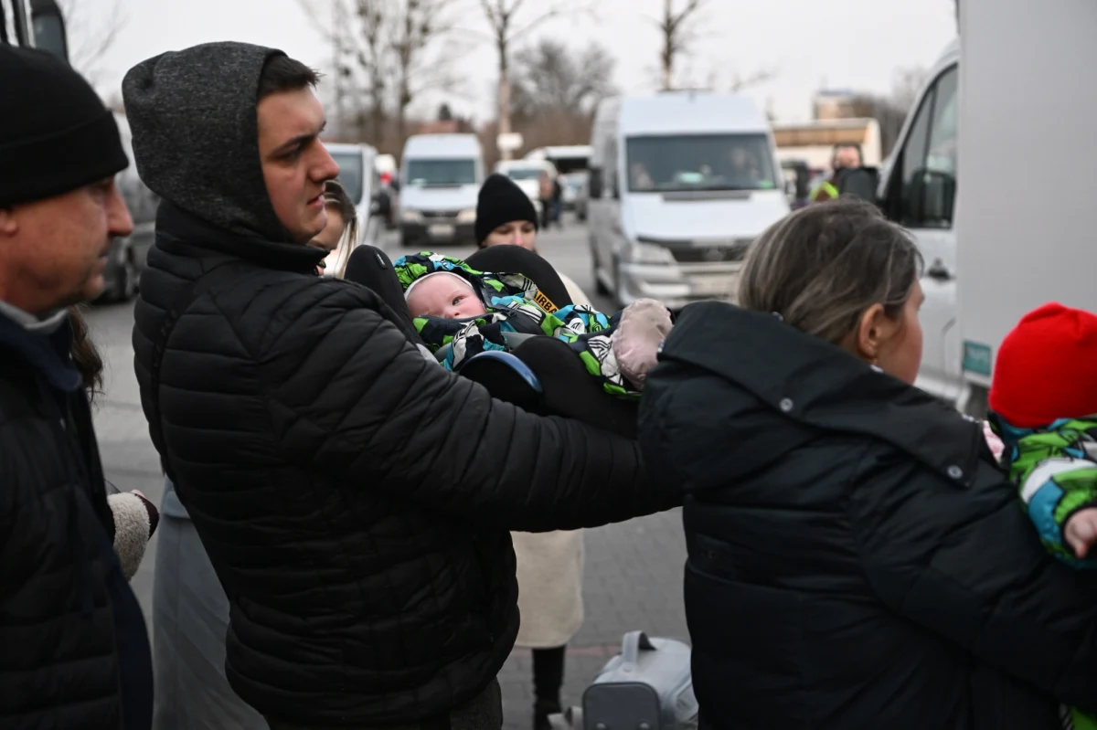 Prawie 290 tysięcy osób w ciągu tygodnia od rozpoczęcia wojny przekroczyło polsko-ukraińskie przejścia graniczne na Podkarpaciu. Około jedna trzecia z nich granicę w Medyce, Korczowej, Budomierzu i Krościenku pokonała pieszo.


