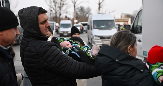 Prawie 290 tysięcy osób w ciągu tygodnia od rozpoczęcia wojny przekroczyło polsko-ukraińskie przejścia graniczne na Podkarpaciu. Około jedna trzecia z nich granicę w Medyce, Korczowej, Budomierzu i Krościenku pokonała pieszo.

