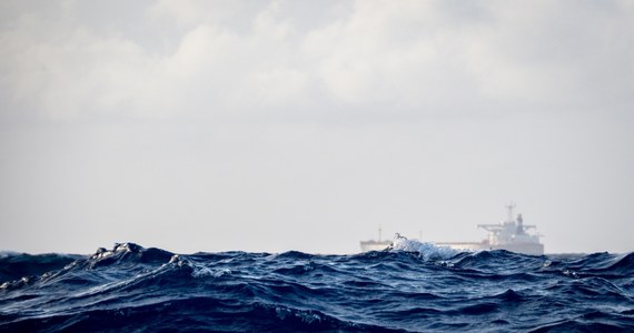 Należący do Estonii statek towarowy Helt, który pływa pod panamską banderą, tonie na Morzu Czarnym. Według administratora statku, jednostka tonie na skutek eksplozji – miał uderzyć w minę. W środę przejęły go rosyjskie siły - informuje portal Ukraińska Prawda.