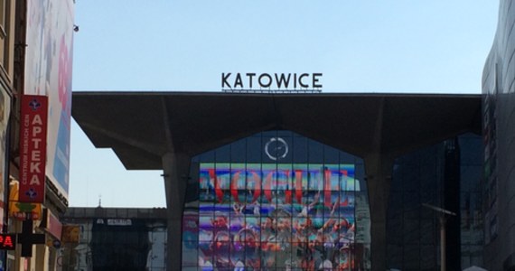 Nie odbędzie się koncert czeskiego barda Jaromira Nohavicy, który miał się odbyć 3 kwietnia w sali koncertowej Instytucji Kultury im. Krystyny Bochenek „Katowice Miasto Ogrodów" przy placu Sejmu Śląskiego. O odwołaniu wydarzenia poinformował prezydent Katowic Marcin Krupa. Przyczyną jest sympatia Czecha do Władimira Putina i jego reakcja na wydarzenia w Ukrainie.