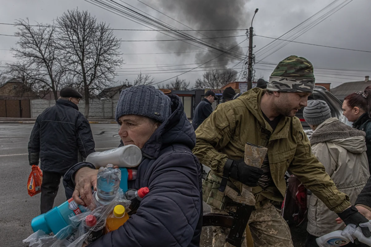 Rosyjskie wojska weszły do Mikołajowa, miasta położonego na południu Ukrainy nad Morzem Czarnym. Trwają walki - informują władze lokalne. Doniesieniom tym zaprzecza doradca prezydenta Ukrainy.  
