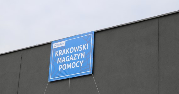 W Krakowie wciąż trwa miejska zbiórka darów dla Ukrainy. Rzeczy są zbierane na Stadionie Miejskim im. Henryka Reymana. Jakie produkty są teraz najpotrzebniejsze?