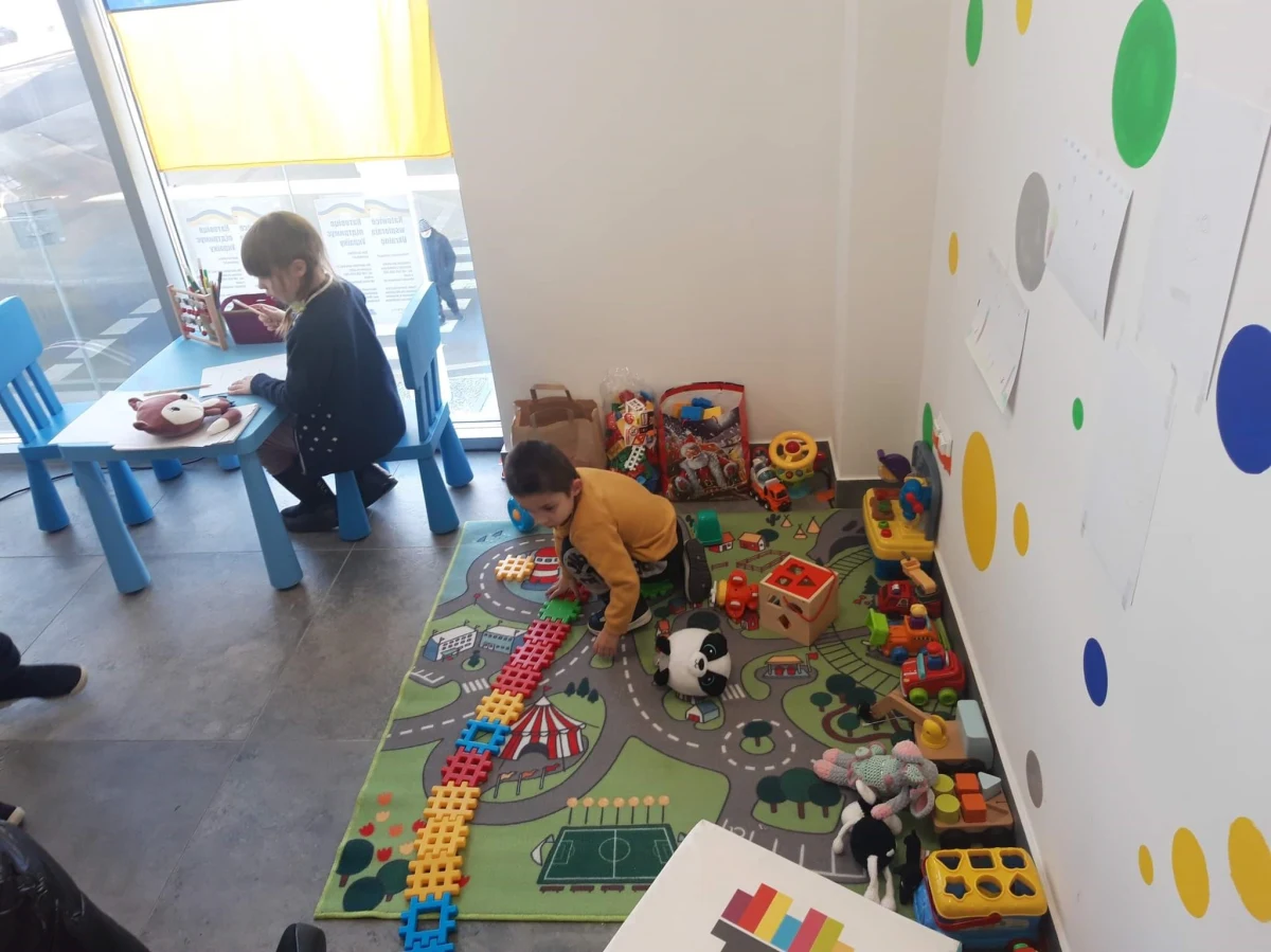 Katowickie instytucje kultury i kluby sportowe organizują zajęcia dla dzieci z Ukrainy. Będą spektakle teatralne, zajęcia sportowe, muzyczne czy plastyczne. Z części z nich można skorzystać już w ten weekend. 