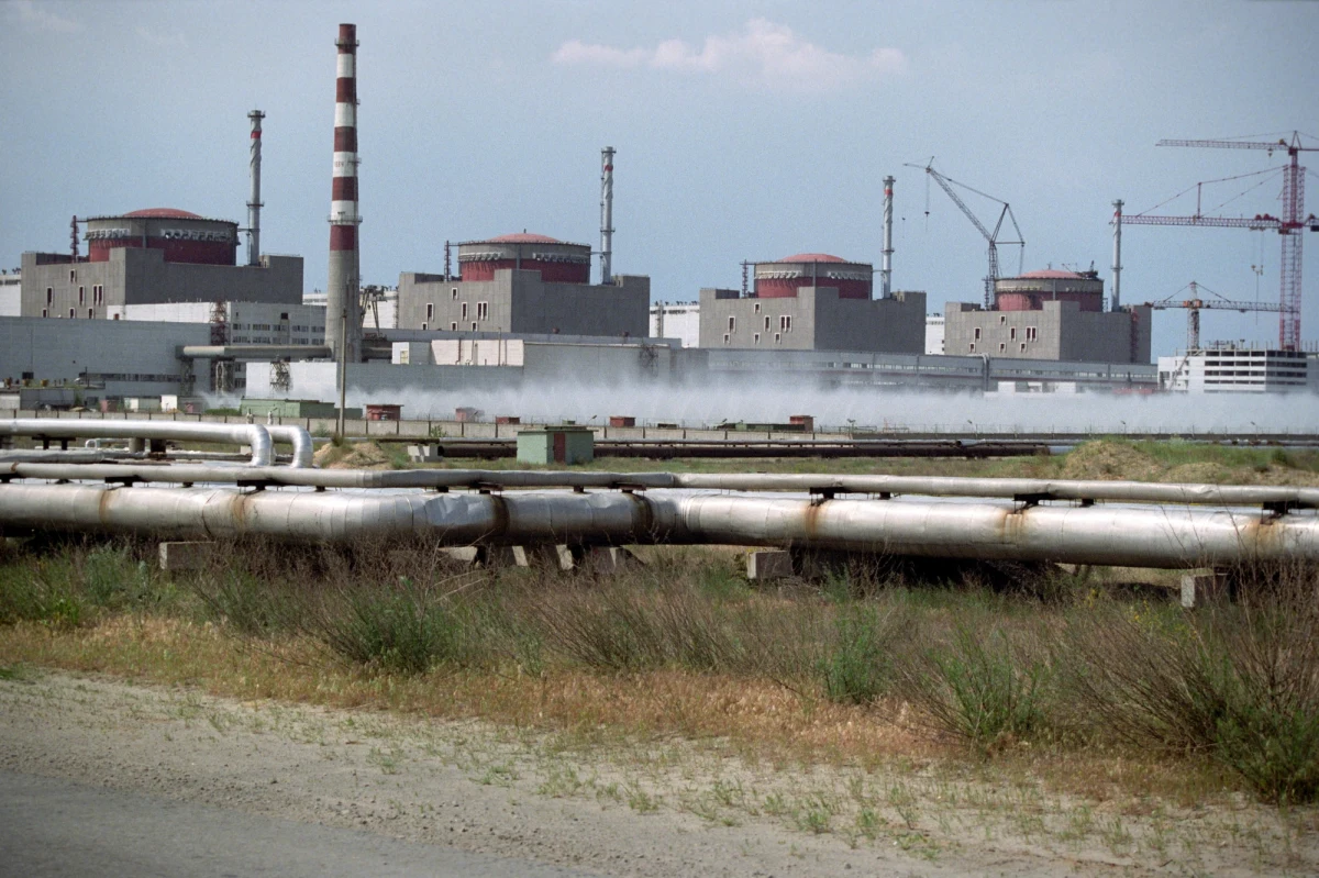 Zaporoska Elektrownia Atomowa na Ukrainie po ciężkich starciach została zajęta przez agresora. Informację podała w piątek Państwowa Inspekcja Energetyki Atomowej Ukrainy. Deputowany Dawid Arachamia oznajmił, że elektrownię zajęli "kadyrowcy", czyli bojowicy czeczeńscy.