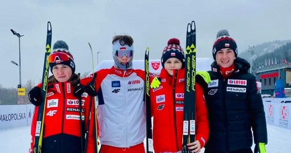 Niemcy wygrali konkurs drużyn mieszanych kombinacji norweskiej rozegrany dziś w Zakopanem w ramach mistrzostw świata juniorów w narciarstwie klasycznym. Polacy zajęli ósme miejsce.