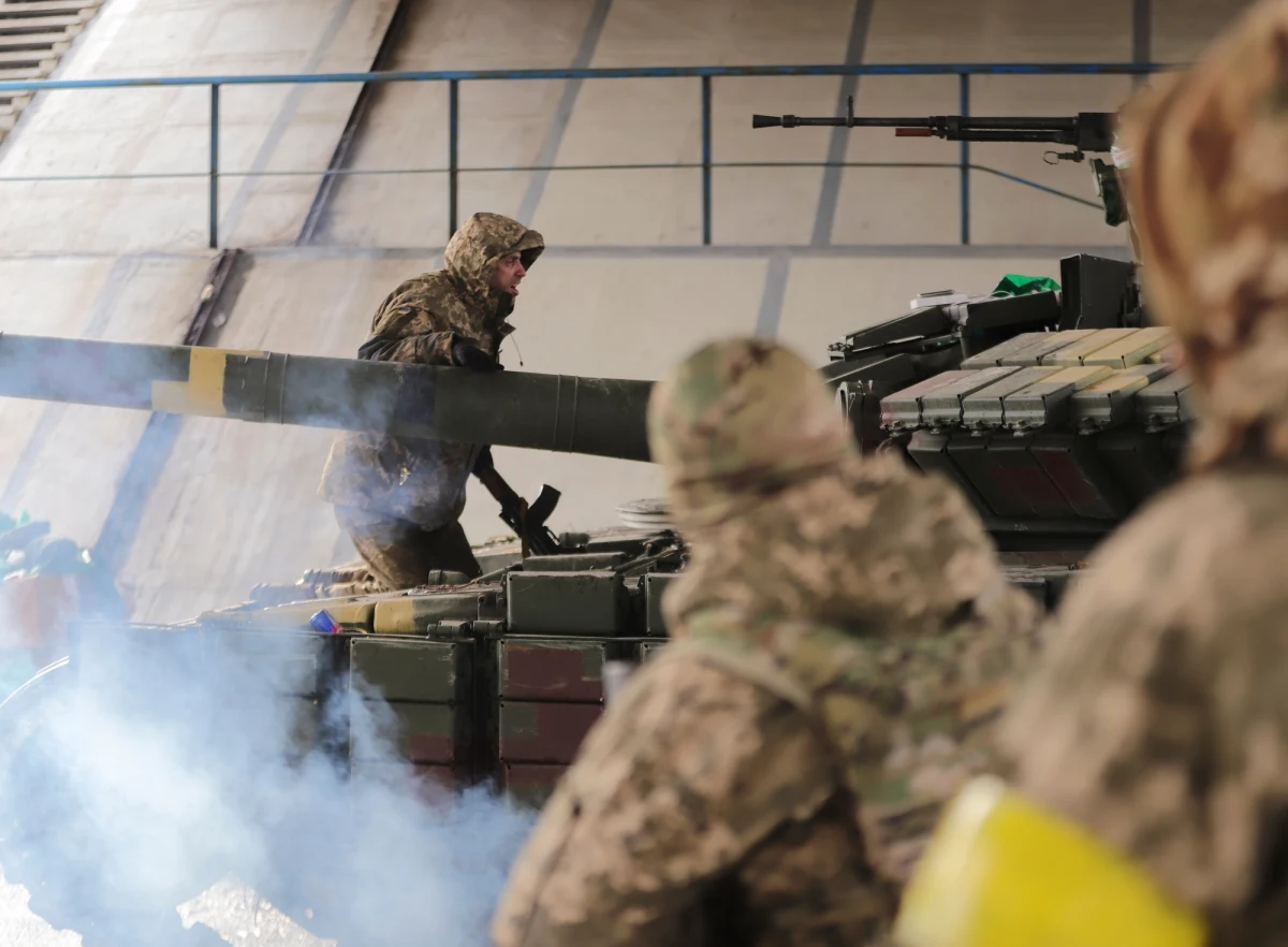 W najbliższych dniach nie dojdzie do desantu rosyjskiej piechoty morskiej na południe od Odessy. Jak poinformowały źródła wywiadowcze, zgromadzone na Morzu Czarnym okręty rosyjskiej Marynarki Wojennej wracają do portu na Krymie. 