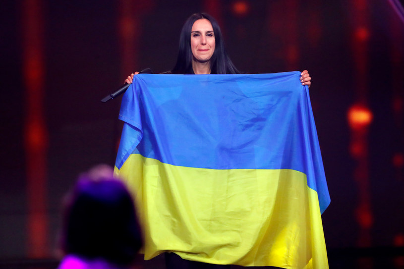 Ukraińska zwyciężczyni Eurowizji z 2016 roku – Jamala – która po agresji Rosji na Ukrainę musiała uciekać z kraju, była gwiazdą specjalną eurowizyjnych eliminacji w Niemczech i Rumunii. M.in. dzięki jej występom udało się zebrać ponad 67 milionów euro na pomoc jej krajowi. 