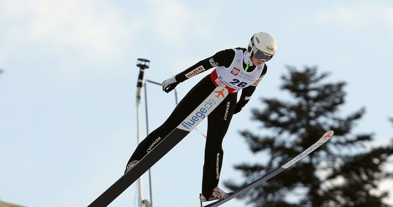 Austriacy wygrali konkurs drużyn mieszanych w skokach narciarskich rozegrany w niedzielę w Zakopanem, w ostatnim dniu mistrzostw świata juniorów w narciarstwie klasycznym. Polacy na dziewiątym miejscu.