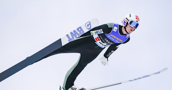 Kamil Stoch był liderem po pierwszej serii, ostatecznie zajął 15. miejsce w konkursie Raw Air w Oslo. Zwyciężył Norweg Daniel Andre Tande, a za nim uplasowali się Słoweniec Andre Lanisek i Stefan Kraft. Austriak został triumfatorem Raw Air.