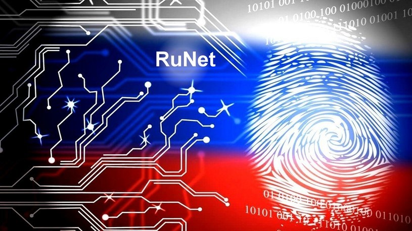 Kreml od dawna zapowiadał, że tworzy RuNet, czyli krajową sieć, która nie tylko pozwoli rządowi w pełni kontrolować przepływ informacji z kraju i do kraju, ale również odłączyć Rosję od komunikacji ze światem. Teraz dowiadujemy się, że system zostanie uruchomiony na stałe.