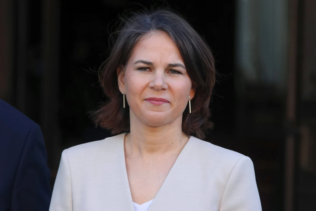 Niemiecka minister spraw zagranicznych Annalena Baerbock oświadczyła, że NATO nie zamknie nieba nad Ukrainą, ponieważ oznaczałoby to konflikt zbrojny, który zagrozi życiu milionów Europejczyków - przekazała agencja Ukrinform powołując się na kanał ARD.