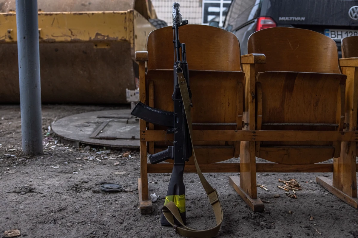 Wróg koncentruje siły przed nową falą ataków na Kijów, Charków, Czernihów i Mikołajów - poinformował rano na Facebooku minister obrony Ukrainy Ołeksij Reznikow. Jak zaznaczył, "są istotne postępy" w zakresie dostaw broni i amunicji.