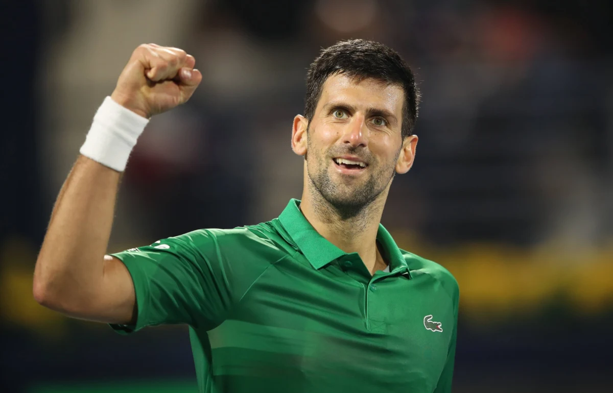Serbski tenisista Novak Djokovic zaoferował pomoc, w tym finansową, byłemu ukraińskiemu rywalowi Serhijowi Stachowskiemu, który dostał powołanie do armii.