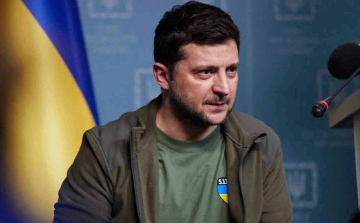 Na naszej ziemi decyduje się obecnie przyszłość Europy - powiedział prezydent Ukrainy Wołodymyr Zełenski, dodając, że "Ukraina" przeżywa dzisiaj to, czego żaden inny naród Europy nie widział od 80 lat". Ukraiński przywódca zaapelował też o nowe sankcje przeciwko Rosji, w tym bojkot jej eksportu i importu. 