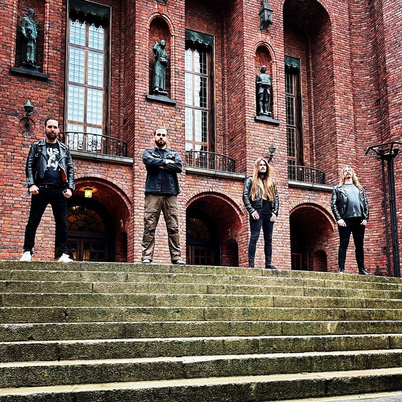 W maju drugim albumem przypomni o sobie sztokholmska grupa Katharos. 