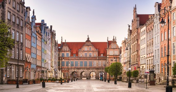 Gdańsk wezwał Rosyjskie Centrum Nauki i Kultury do niezwłocznego opuszczenia lokalu, który ta instytucja zajmuje przy ul. Długiej, w historycznym centrum miasta. Gdańscy urzędnicy dali rosyjskiemu centrum czas do 18 marca na wyprowadzkę. 