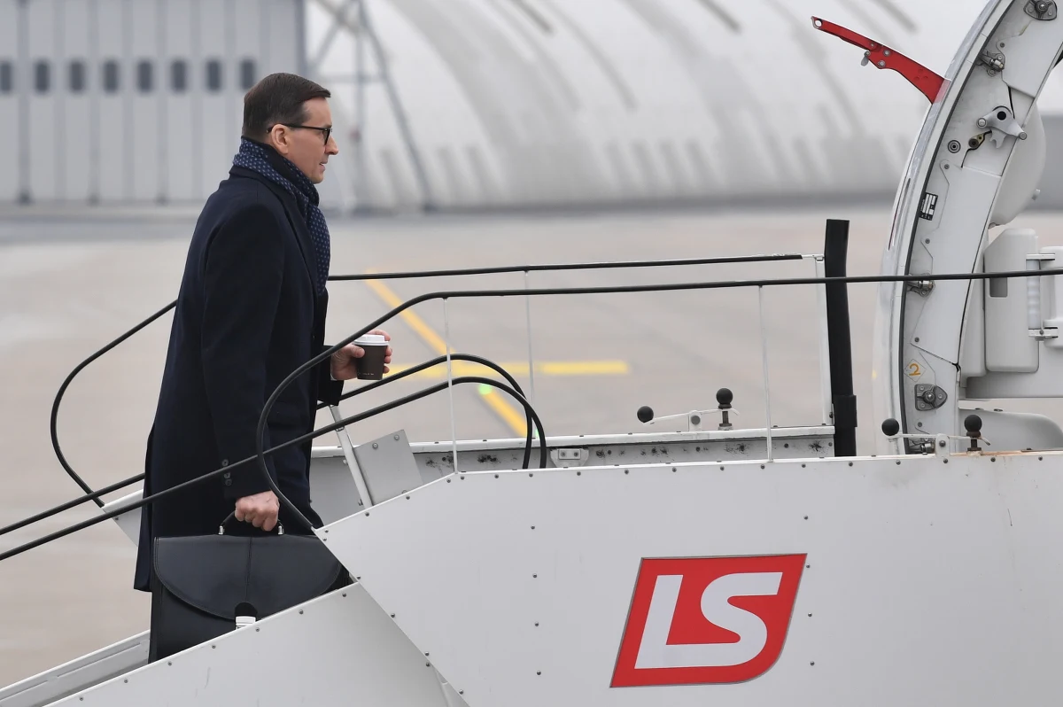 Już trzynasty dzień trwa inwazja Rosji na Ukrainę, wciąż rośnie liczba ofiar. "Rozmontować machinę wojenną Władimira Putina możemy tylko poprzez bardzo mocne i zdecydowane sankcje" - mówił premier Mateusz Morawiecki przed wylotem do Wielkiej Brytanii i Norwegii.