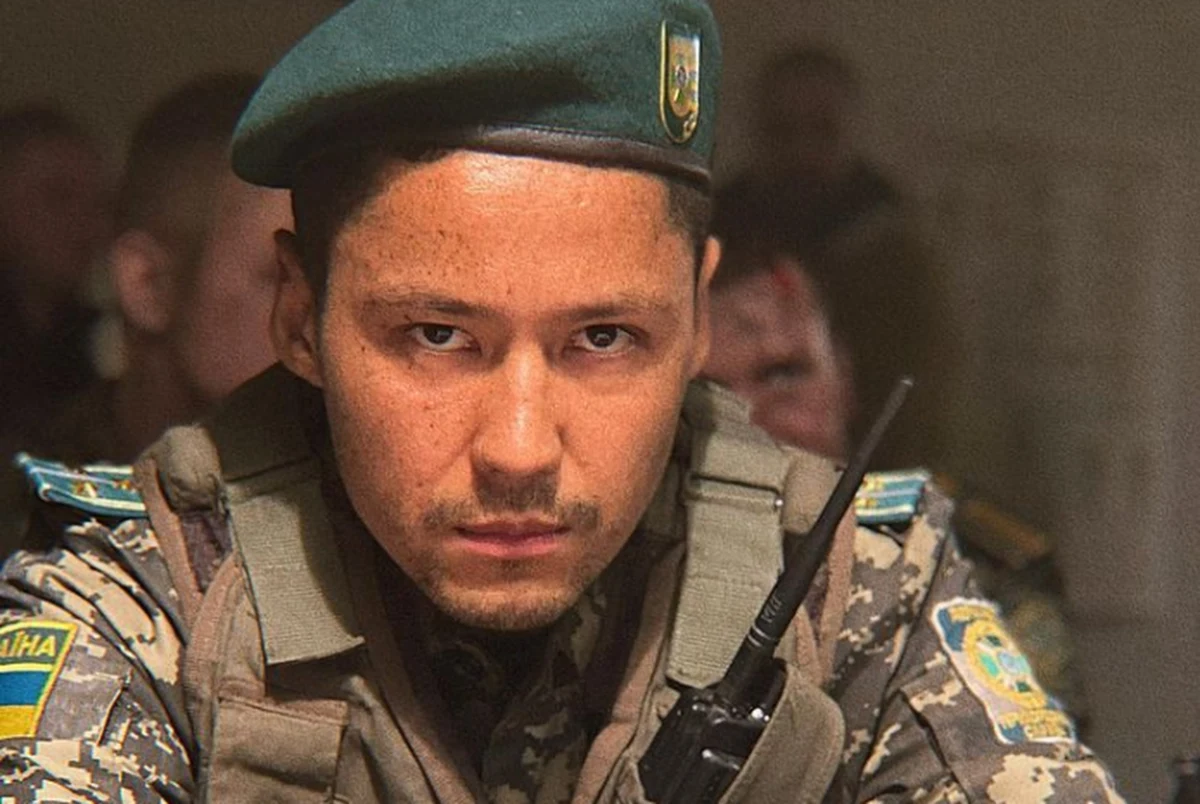 Nie żyje Pasha Lee. Ukraiński aktor zginął w Irpieniu, mieście będącym pod rosyjskim ostrzałem. Wcześniej 33-latek chwycił za broń i wstąpił w szeregi obrony terytorialnej. 