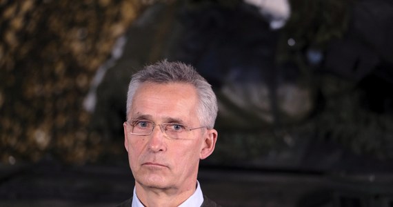 Wojna na Ukrainie wywołała największy kryzys humanitarny od czasu II wojny światowej - powiedział we wtorek sekretarz generalny NATO Jens Stoltenberg na wspólnej konferencji prasowej w Rydze z prezydentem Łotwy Egilsem Levitsem.