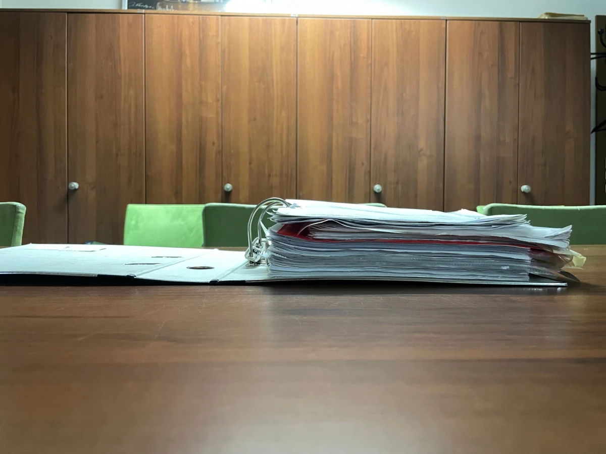 Jeszcze w tym tygodniu planowane jest spotkanie władz z Gdańska z przedstawicielami Prokuratorii Generalnej i resortu dyplomacji w sprawie zadłużenia Konsulatu Federacji Rosyjskiej w Gdańsku. Miasto zarządza tą nieruchomością w imieniu Skarbu Państwa, ale Rosjanie od lat za nią nie płacą. Dług sięga milionów złotych.