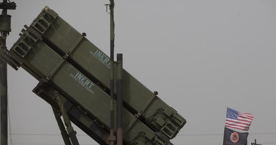 Stany Zjednoczone wyślą do Polski dwie baterie systemów obrony przeciwrakietowej Patriot. Taką informację przekazał rzecznik Dowództwa Sił USA w Europie Scott Ghiringhelli, cytowany przez Fox News.