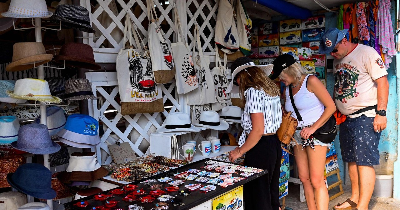 Tak oszukują turystów. Policja ostrzega przed popularnym procederem