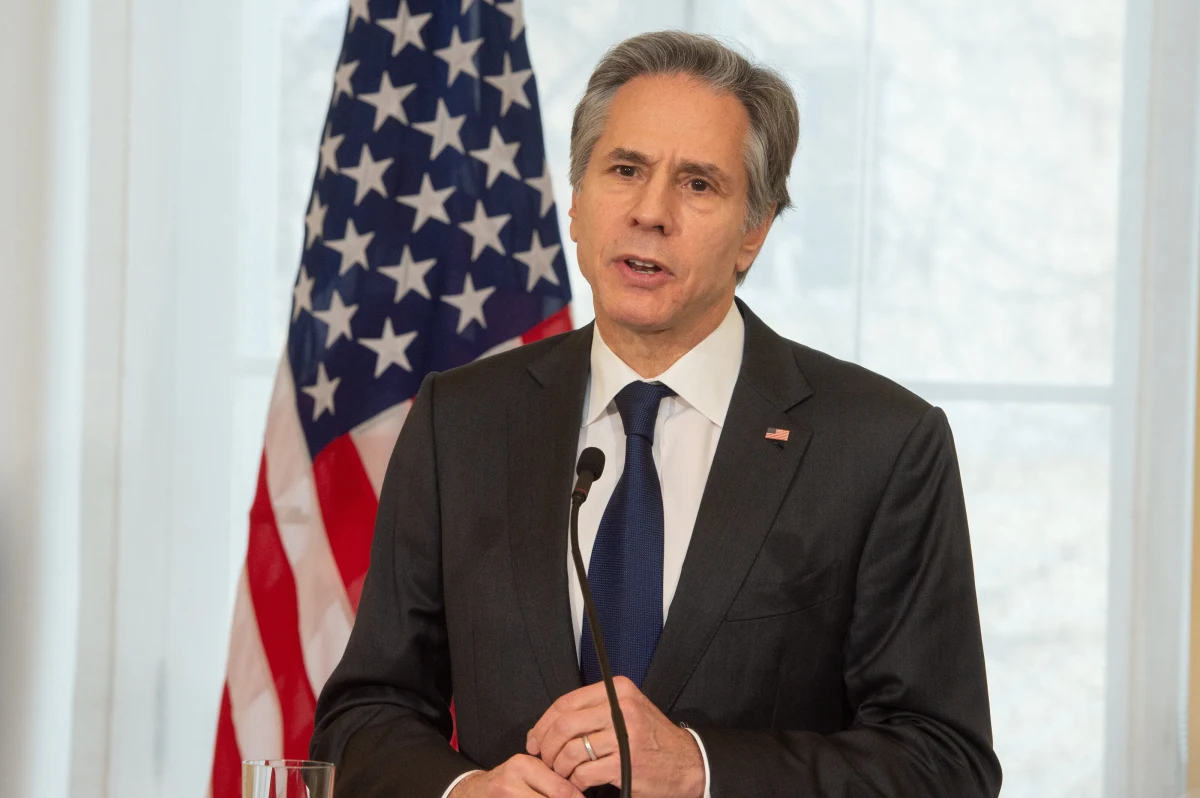 „Ostatecznie decyzja w sprawie przekazania uzbrojenia Ukrainie należy do poszczególnych krajów, a polska propozycja dotycząca myśliwców pokazuje stopień skomplikowania tego problemu” - oświadczył w środę szef dyplomacji USA Antony Blinken, komentując sprawę ewentualnego przekazania Ukrainie polskich MiG-ów-29.