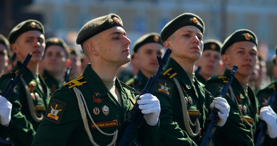 Rosyjskie Ministerstwo Obrony przyznało, że poborowi biorą udział w wojnie w Ukrainie i niektórzy z nich zostali wzięci do niewoli. Wcześniej prezydent Władimir Putin deklarował, że żołnierze z poboru w wojnie „nie biorą udziału i nie wezmą”.