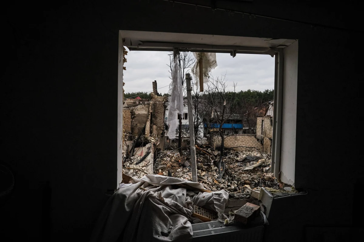 Mimo uzgodnień w sprawie korytarzy humanitarnych, w wielu miastach Ukrainy ewakuacja cywilów w środę nie odbyła się - pisze ukraińska redakcja BBC. Żołnierze rosyjscy ostrzelali ewakuujących się z Czernihowa cywilów - jedna osoba zginęła. Kolejny raz nie doszło także do ewakuacji z Mariupola. Udało się natomiast przetransportować mieszkańców Enerhodaru i Worzela. 