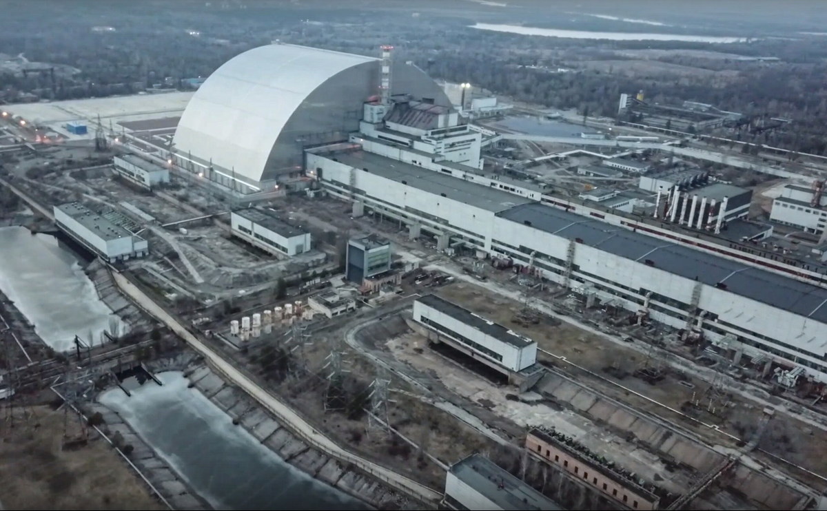 Obecnie na terenie Polski nie ma zagrożenia dla zdrowia i życia ludzi - przekazała w czwartek o godz. 8 Państwowa Agencja Atomistyki. Dodała, że nie odnotowano żadnych niepokojących wskazań aparatury pomiarowej.
