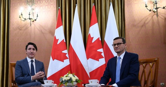 Musimy być silni i zjednoczeni; musimy pracować nad tym, w jaki sposób można faktycznie uniezależnić się od rosyjskiej ropy i gazu, w jaki sposób można doprowadzić do tego, żeby sankcje były skuteczne - oświadczył w czwartek podczas spotkania z premierem Kanady Justinem Trudeau premier Mateusz Morawiecki.