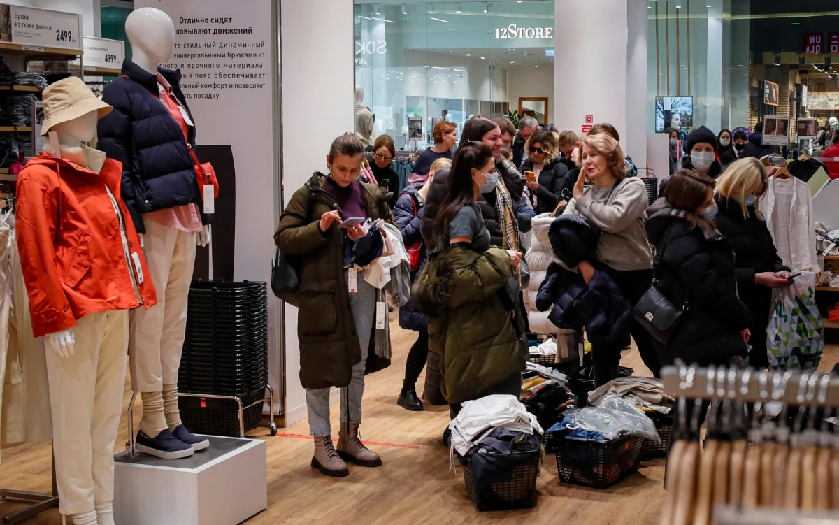 Dotychczasowy bilans rosyjskich strat wynikających ze zniszczonego sprzętu bojowego, zablokowanego eksportu oraz utraconego PKB to kwota około 15 mld dolarów - ocenia Polski Instytut Ekonomiczny w raporcie przekazanym PAP.