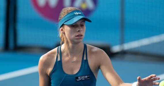 Magda Linette już w pierwszej rundzie pożegnała się z prestiżowym turniejem w Indian Wells z pulą nagród 8,58 mln dol. Polka przegrała z Australijką Astrą Sharmą 4:6, 6:7 (1-7).