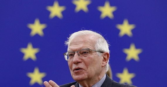 Komisja Europejska chce przeznaczyć kolejne 500 mln euro na militarne wsparcie Ukrainy - poinformował w piątek szef unijnej dyplomacji Josep Borrell.