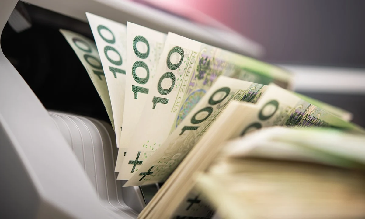 Inflacja w 2022 r. wyniesie 10,8 proc. – wynika z centralnej ścieżki projekcji inflacji, opublikowanej przez Narodowy Bank Polski. W 2023 roku inflacja obniży się do 9 proc., a w 2024 r. do 4,2 proc.