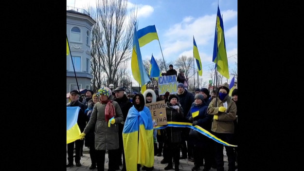 Mieszkańcy ukraińskiego Melitopolu wyszli na ulice, by przeciwstawić się rosyjskiej okupacji. 
