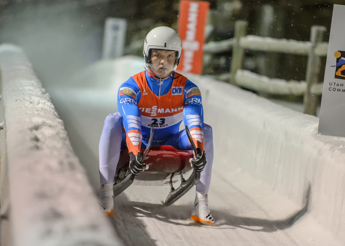 Po igrzyskach w Pekinie sanki rosyjskiej reprezentacji wciąż nie dotarły do kraju. "Mamy problemy z transportem. Sanki utknęły w Austrii" - poinformował główny trener Siergiej Czudinow.