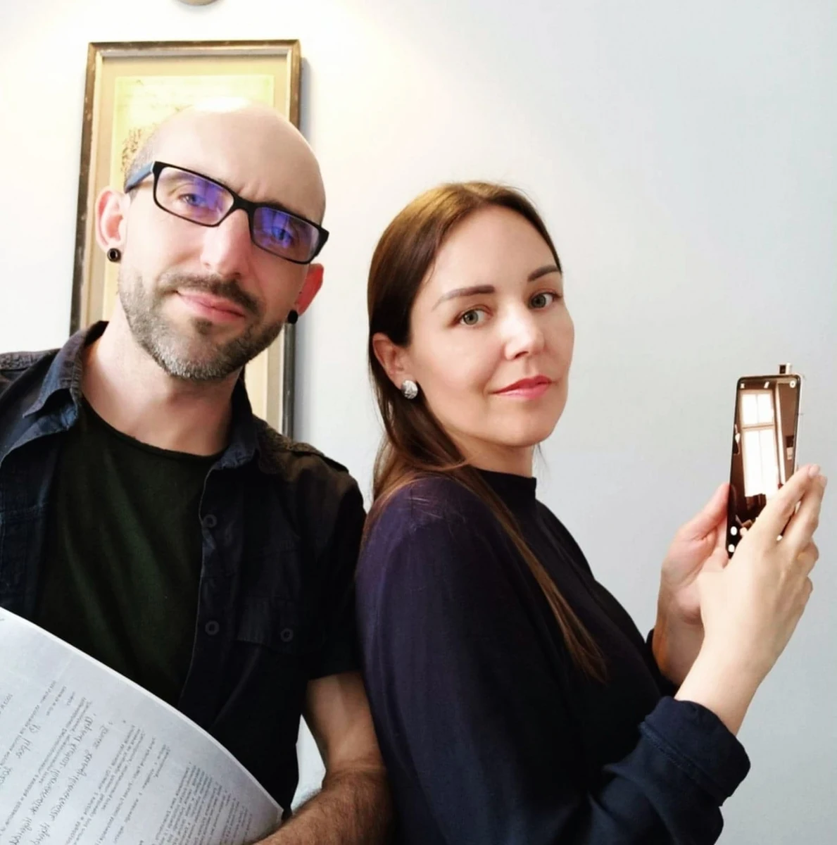 Psychoterapeuci z Fundacji Motywacja i Działanie powracają z konsultacjami, które mają pomóc przezwyciężyć stres związany z COVID-19. Zaplanowano bezpłatne konsultacje psychologiczne oraz zajęcia dla uczniów. Szkoły mogą zgłaszać chęć uczestnictwa w zajęciach. 