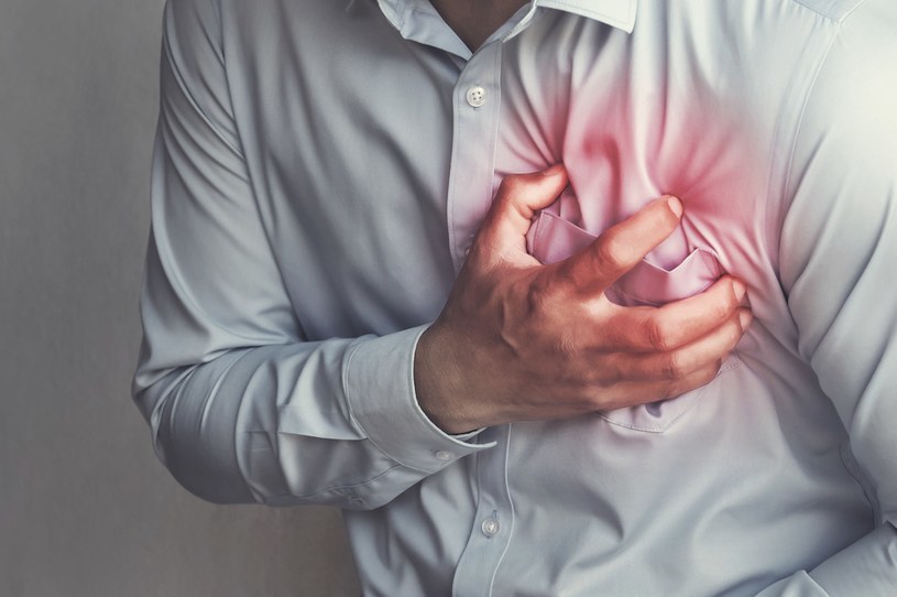 Niewydolność serca jest jednym z najczęstszych schorzeń kardiologicznych. Nie istnieje proste badanie, które szybko pozwala ją wykryć. Może się to jednak zmienić. Fiński zespół naukowców przetestował bowiem sposób, który pozwala na wykrycie niewydolności serca za pomocą aplikacji na smartfony.