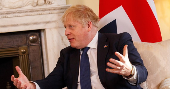 "Kiedy Putin po raz pierwszy najechał na Ukrainę w 2014 roku, Zachód popełnił straszliwy błąd. Rosyjski przywódca dokonał aktu brutalnej agresji i zajął ogromny kawałek suwerennego kraju, a my pozwoliliśmy, by uszło mu to na sucho" - napisał we wtorek brytyjski premier Boris Johnson na łamach "Daily Telegraph". 