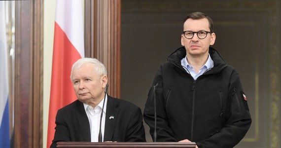 Delegacje Polski, Słowenii i Czech po wizycie w Kijowie wróciły bezpiecznie na teren naszego kraju - poinformował rzecznik rządu Piotr Müller. Mateusz Morawiecki, Jarosław Kaczyński, Petr Fiala i Janez Janša byli w ukraińskiej stolicy spotkać się prezydentem Ukrainy Wołodymyrem Zełenskim i premierem Ukrainy Denysem Szmyhalem.