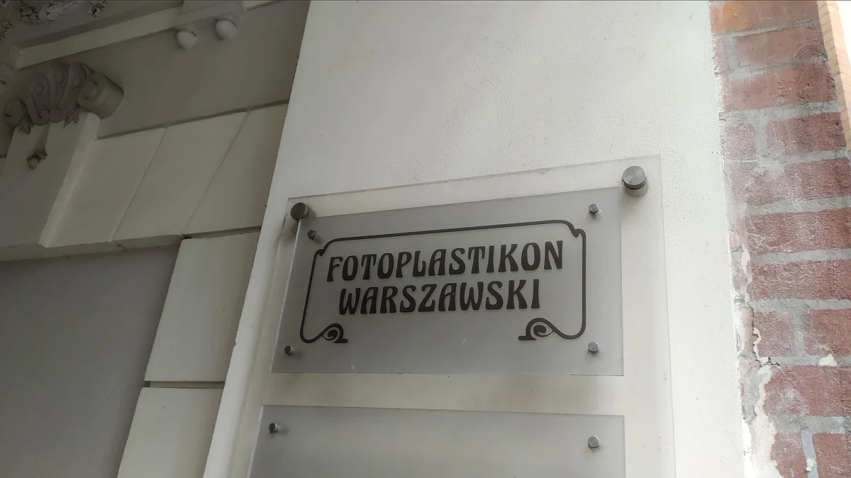 Do 31 marca w Fotoplastikonie Warszawskim będą się odbywały zajęcia dla ukraińskich dzieci w wieku 5-12 lat – informuje na swojej stronie internetowej Muzeum Powstania Warszawskiego. W świetlicy będą zorganizowane zajęcia w języku ukraińskim.