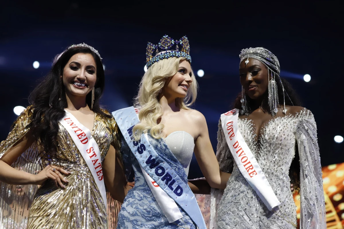 Łodzianka Karolina Bielawska, Miss Polonia 2019, zwyciężyła w finale 70. edycji konkursu Miss World i została uznana za najpiękniejszą kobietę świata.


