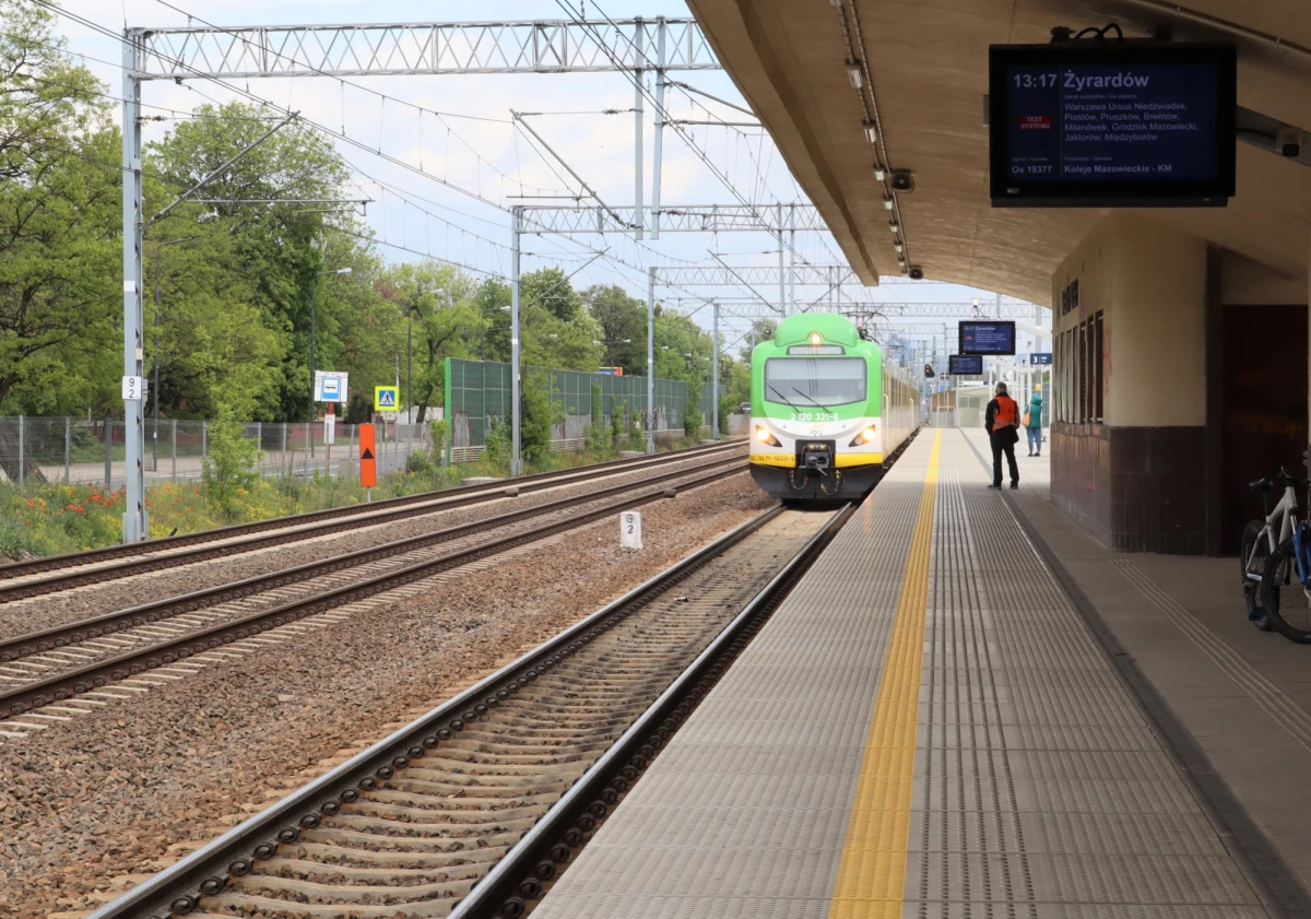W związku z awarią urządzeń odpowiedzialnych za sterowanie i prowadzenie ruchu kolejowego, Zarząd Transportu Publicznego w Krakowie wprowadził tymczasowe honorowanie biletów Kolei Małopolskich.

