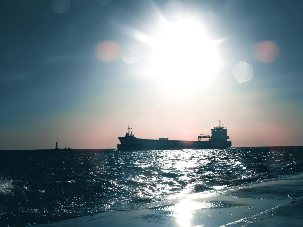 W Porcie Gdańsk doszło w czwartek do kolizji dwóch statków. Pływający pod portugalską banderą statek Rix Gulf uderzył w jednostkę Urzędu Morskiego Zodiak II. Przyczyną była prawdopodobnie mgła.

