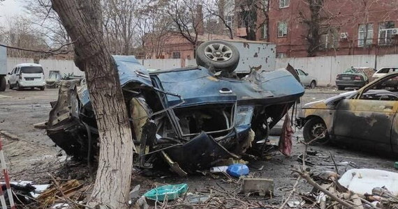 W piątek w obwodzie donieckim na wschodzie Ukrainy Rosjanie zabili co najmniej 13 osób i ranili kolejnych kilkadziesiąt - poinformował szef władz obwodowych Pawło Kyryłenko w nocy z piątku na sobotę.